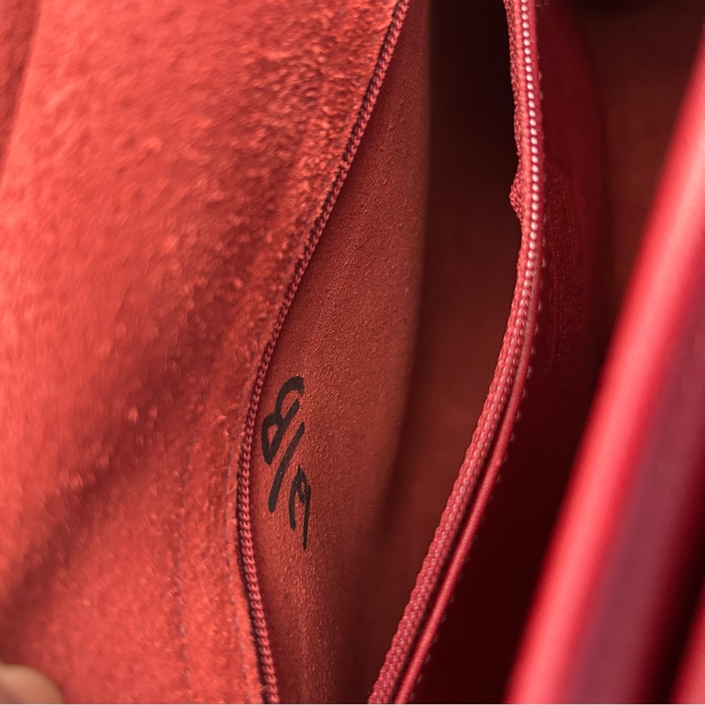 Coach Vintage Willis ♥️RED♥️ with HIDE marks (RARE) - Picture 12 of 14